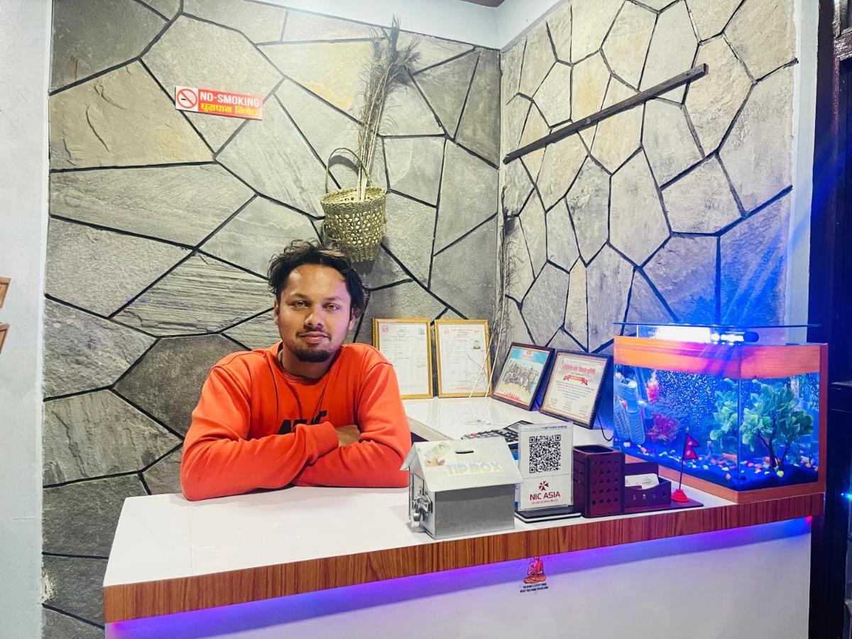 Hotel Peace Ganga Inn Pokhara Eksteriør billede